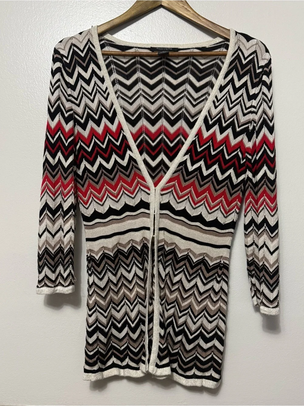 White House Black Market Novelty Stitch Chevron Knit Cardigan Women’s Large